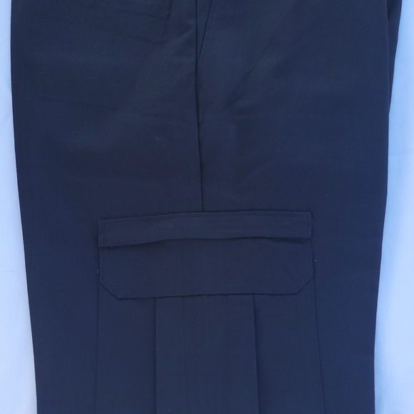 Dickies Men's Cargo Work Pants. BLACK. Flat front, 6 pockets, zip closure. - Picture 3 of 5